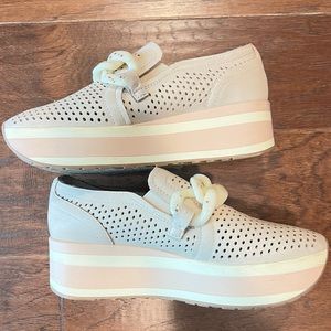 Jhenee Perforated Sneakers dolce vita